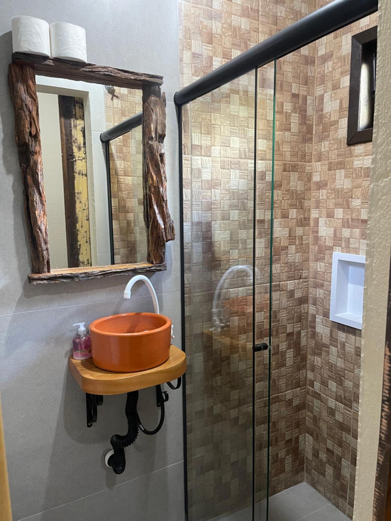 Quatro Estrelas Inn